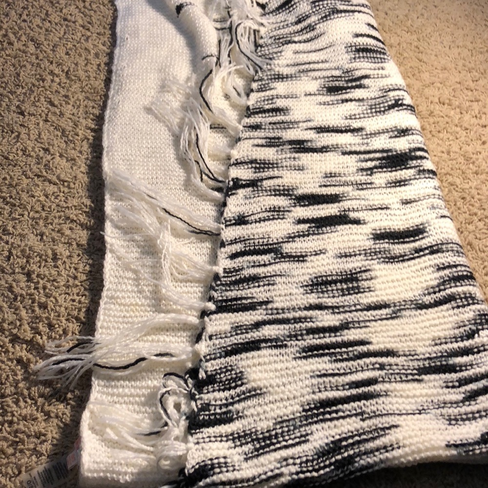 Lularoe Mimi Wrap